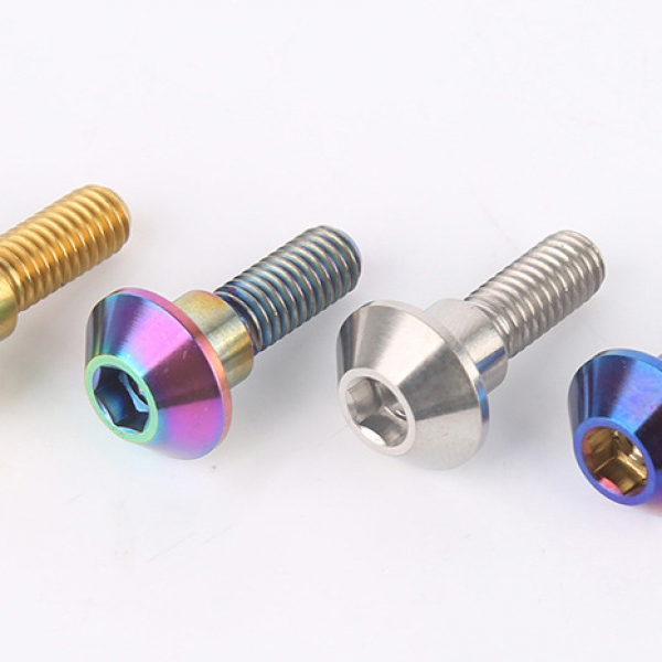 Motorcycle disc brake disc titanium alloy screws YAMAHA Yamaha brake disc titanium screws M6X20 screws